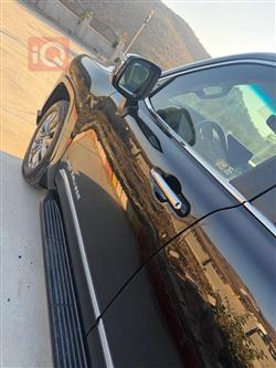 تۆیۆتا لاند کروزەر